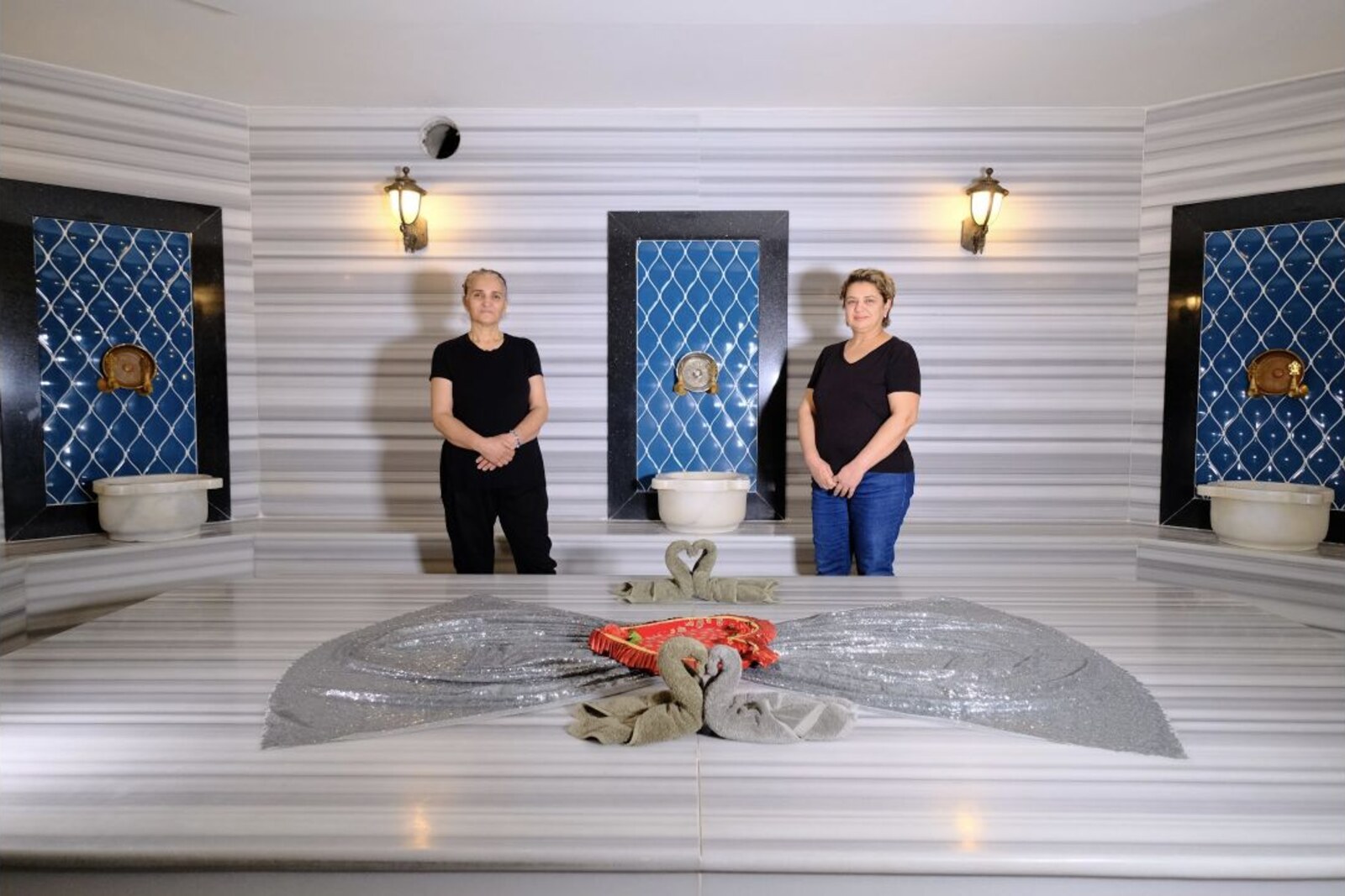 Salus SPA hamam ekibi ve geleneksel Türk hamamı