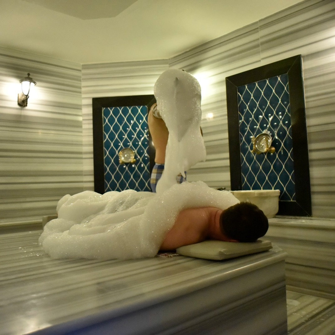Salus Spa köpük masajı